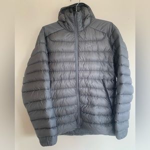 Arct’eryx Cerium LT Hooded Down Jacket Men’s M